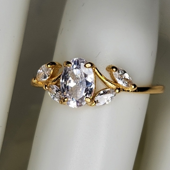 Charmed Aroma Jewelry - Gold-toned S925 Silver Vine Ring Sz.8